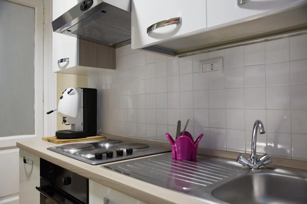 B&B Il Centrale Naples 3*,  Italy